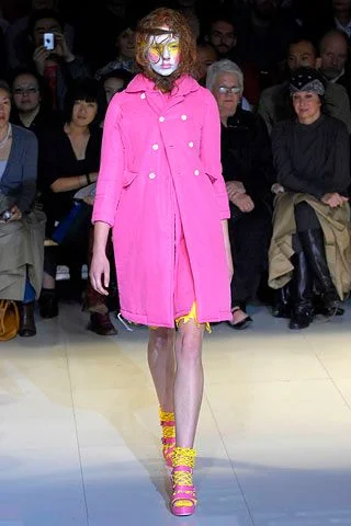 Look 16